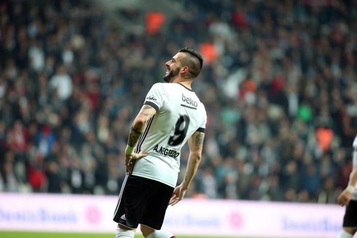 Alvaro Negredoyu transfer etmek istiyorlar