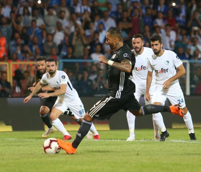BÜYÜK TAKIM GÖRÜNCE ŞAŞIRIYORLAR