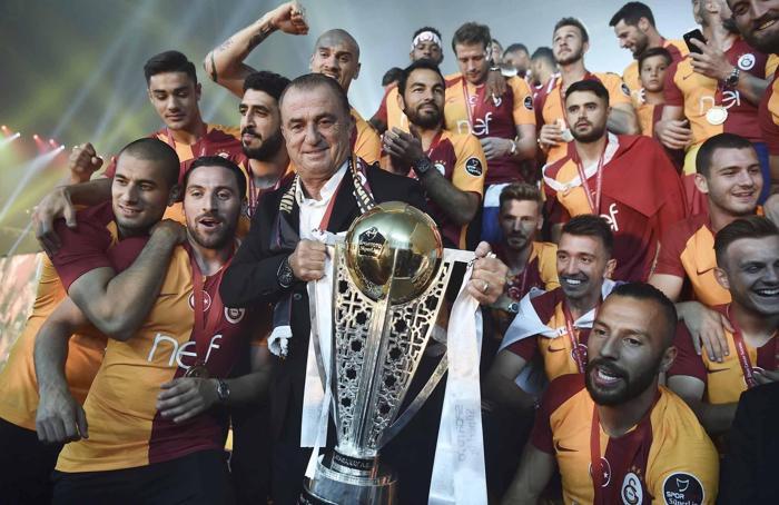 Futbolculuktan hocalığa... İşte Fatih Terimin tüm kariyeri