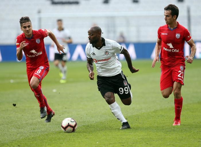 Beşiktaş-Altınordu maçında şok protesto