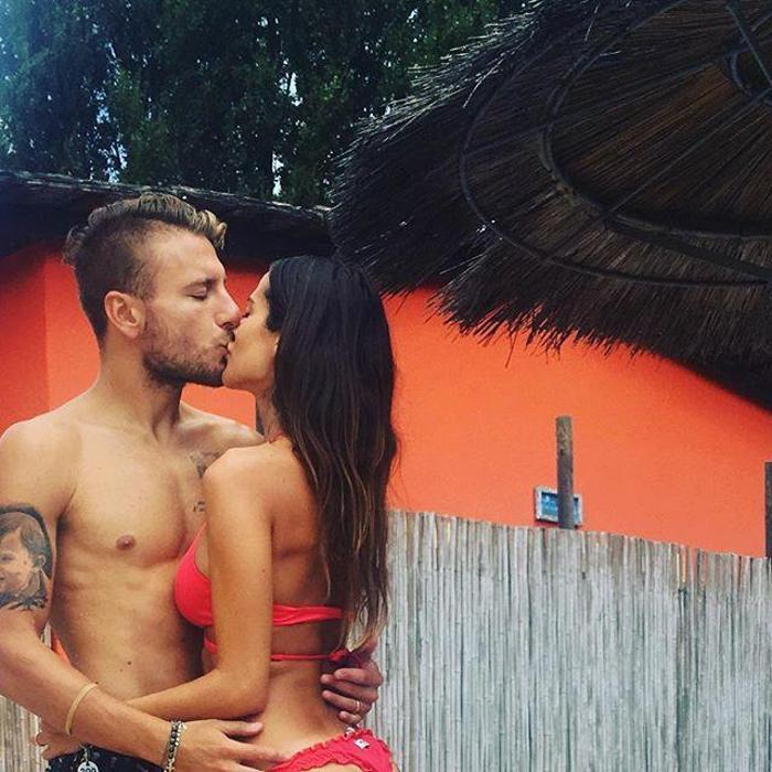 Ciro Immobile güzel eşini bırakıp oyun oynadı