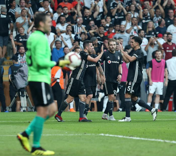 Oğuzhan Özyakuptan olay gol sevinci