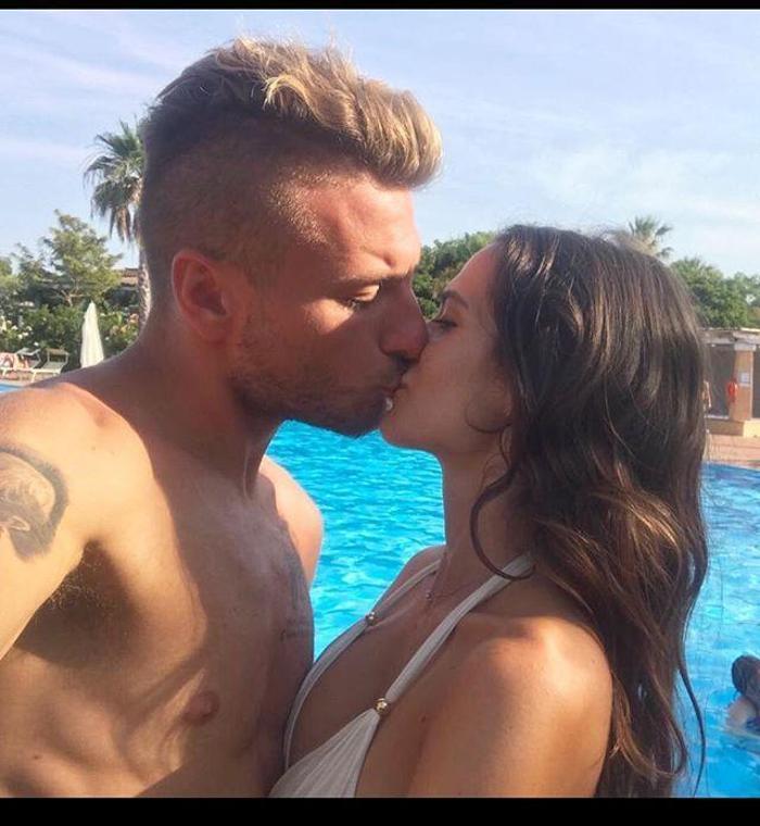 Ciro Immobile güzel eşini bırakıp oyun oynadı