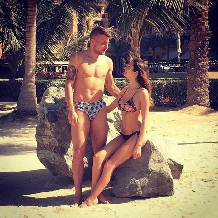 Ciro Immobile güzel eşini bırakıp oyun oynadı