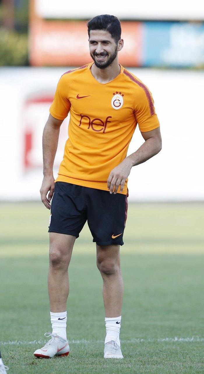 Emre Akbaba ilk idmanına çıktı