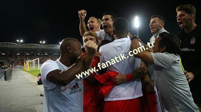 Gecenin adamı Negredo