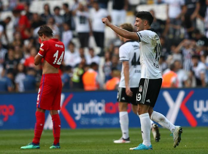 Beşiktaş-Altınordu maçında şok protesto