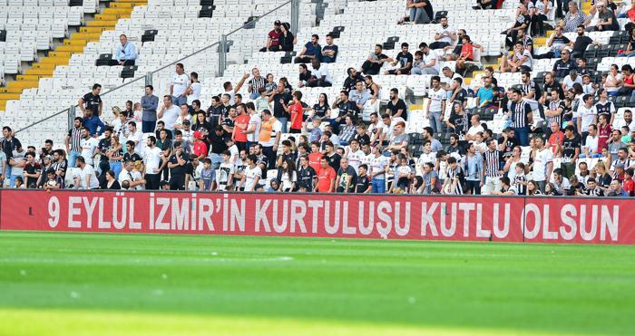 Beşiktaş-Altınordu maçında şok protesto