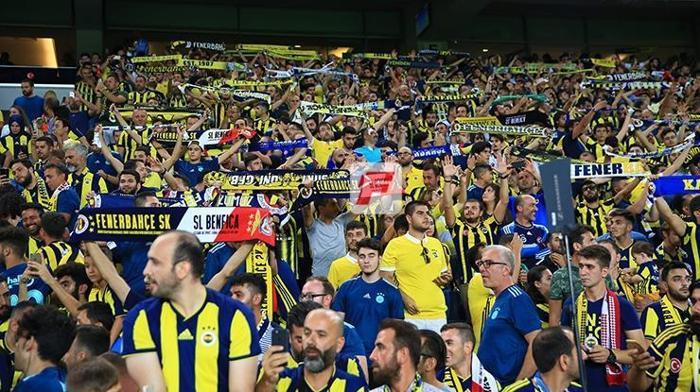 Fenerbahçe - Benfica maçından kareler