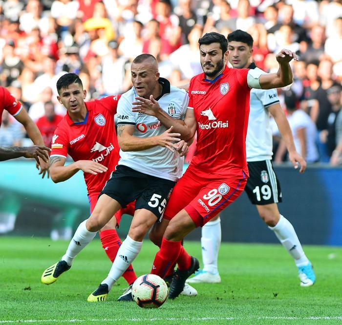 Beşiktaş-Altınordu maçında şok protesto