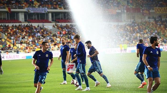 Yeni Malatyaspor - Fenerbahçe maçından kareler