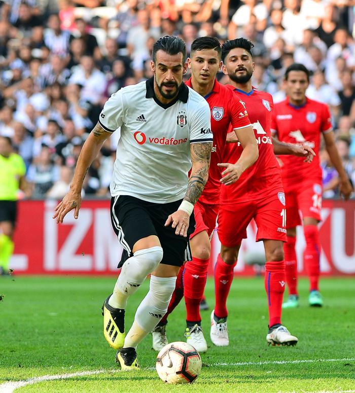 Beşiktaş-Altınordu maçında şok protesto