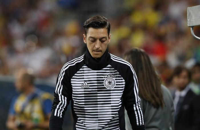 Uli Hoenessten Mesut Özil hakkında skandal ifadeler