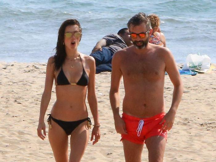 Alessandra Ambrosio kumsalda