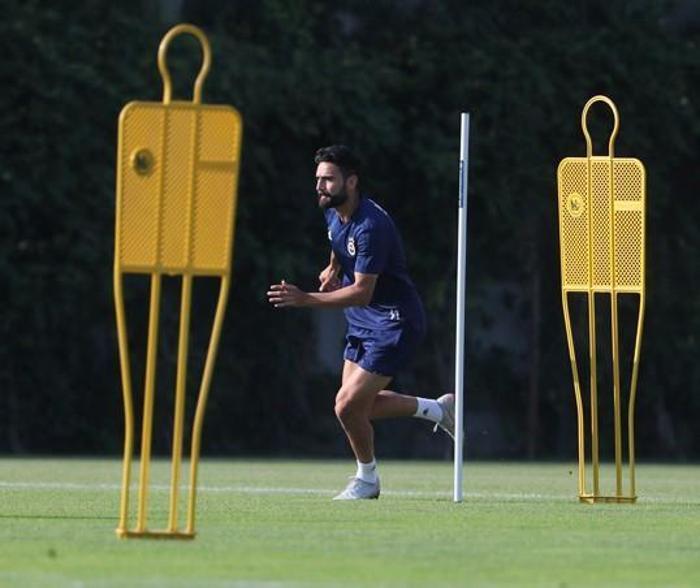 Michael Frey, Fenerbahçede ilk antrenmanına çıktı