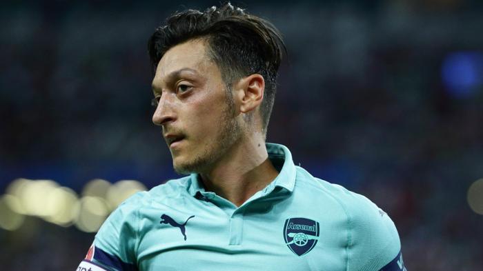 Uli Hoenessten Mesut Özil hakkında skandal ifadeler