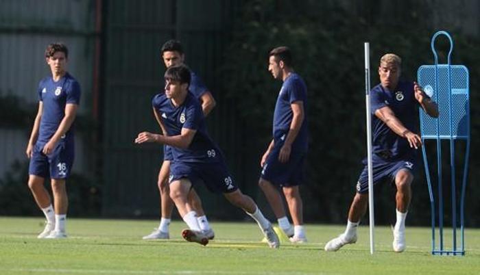 Michael Frey, Fenerbahçede ilk antrenmanına çıktı