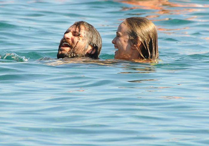 Begüm Öner ve eşi Ceyhun Fersoy Bodrumda aşka geldi