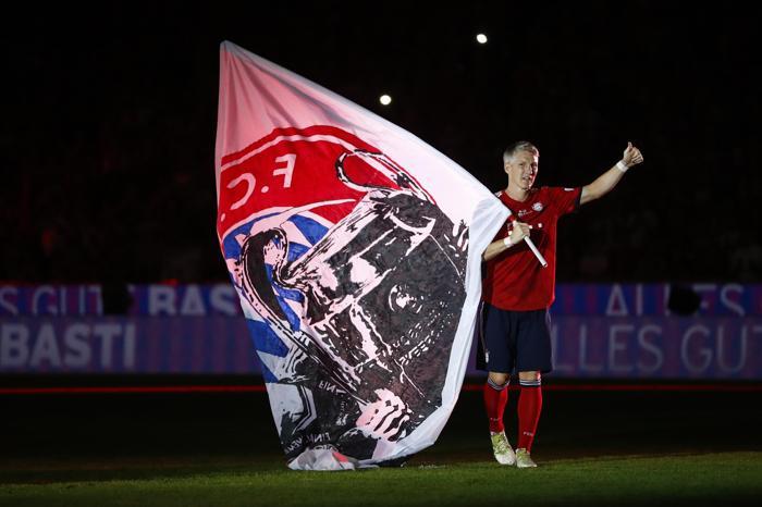 Almanların efsane ismi Bastian Schweinsteiger jübile yaptı