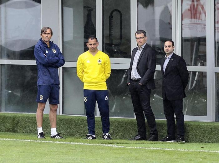 Fenerbahçede Damien Comolli bombaları patlatıyor