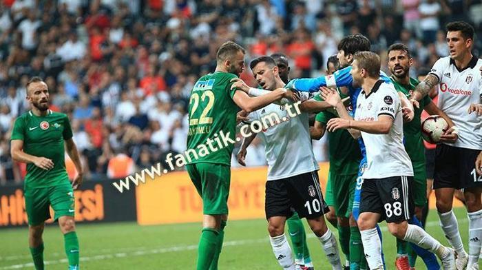 Beşiktaş-Akhisarspor maçın kareler