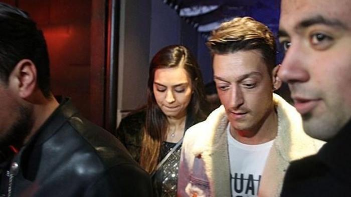 Mesut nerede ben orada