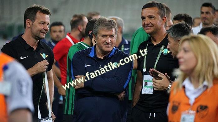 Akhisarspor kupasını aldı