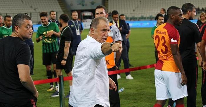 Flaş Gomis açıklaması Nifak soktu