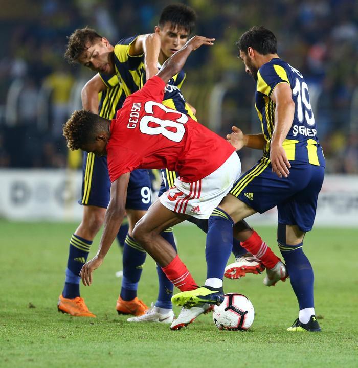 Gecenin sorusu (Erman Özgür)