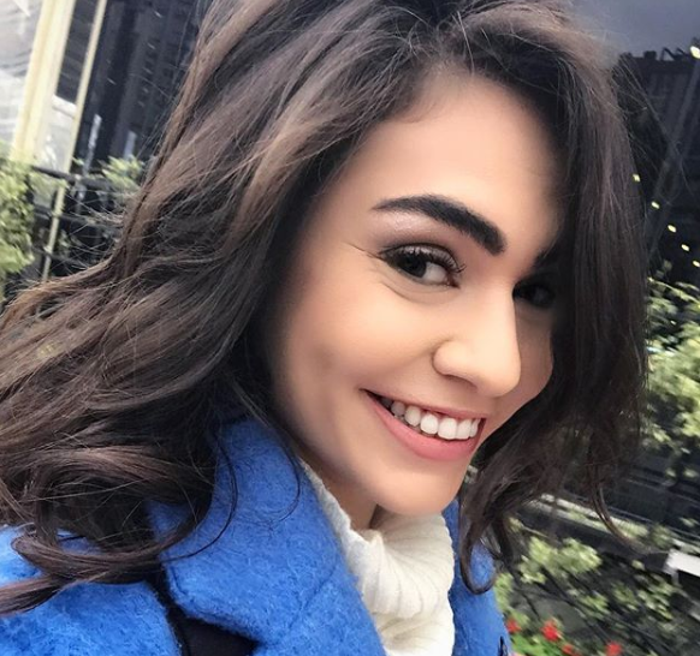 Tiyatroya aşığım