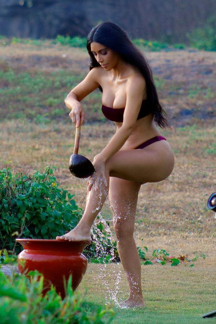 Kim Kardashian düğün dönüşü böyle görüntülendi