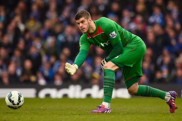 Fenerbahçe ve Beşiktaş peşinde Fraser Forster...