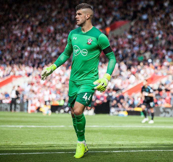 Fenerbahçe ve Beşiktaş peşinde Fraser Forster...