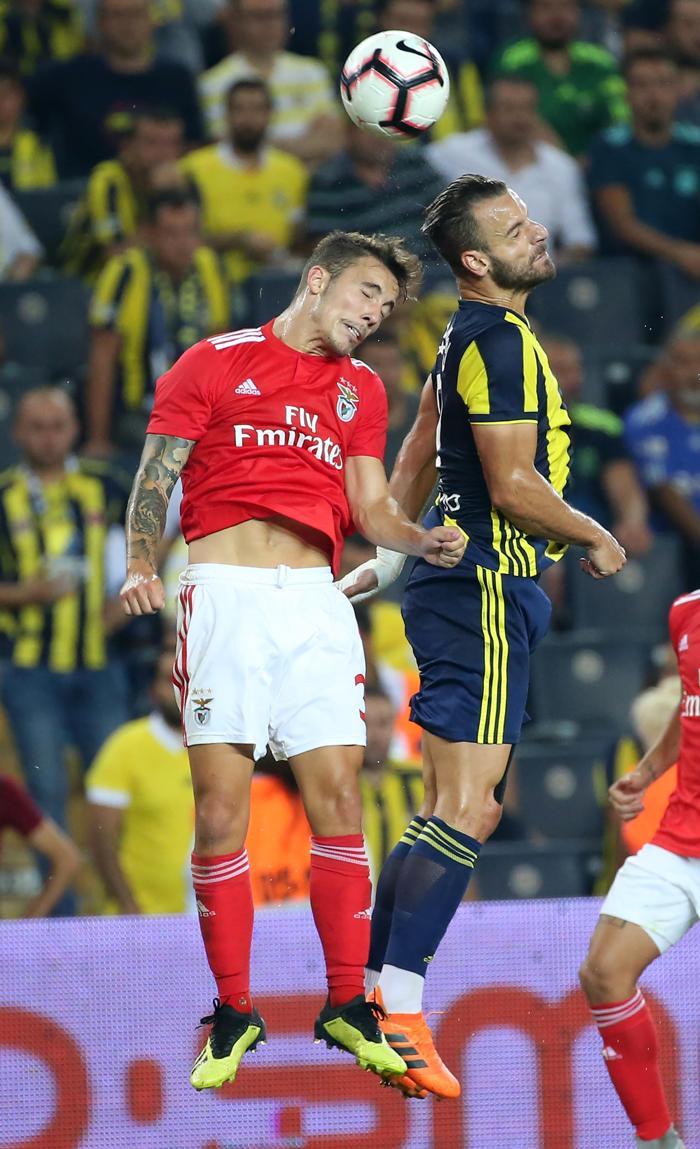 Fanatik yazarlarının Fenerbahçe - Benfica maçı yorumları