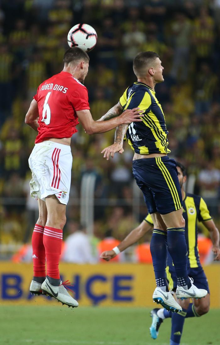Fanatik yazarlarının Fenerbahçe - Benfica maçı yorumları