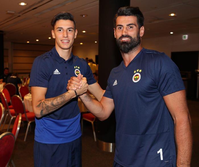 Fenerbahçe ve Beşiktaş peşinde Fraser Forster...