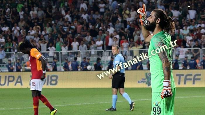 Akhisarspor kupasını aldı