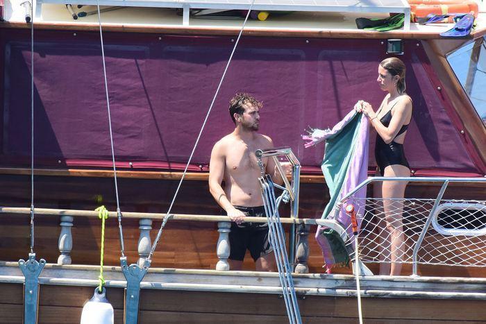Aras Bulut İynemli ile Bige Önal serin sularda