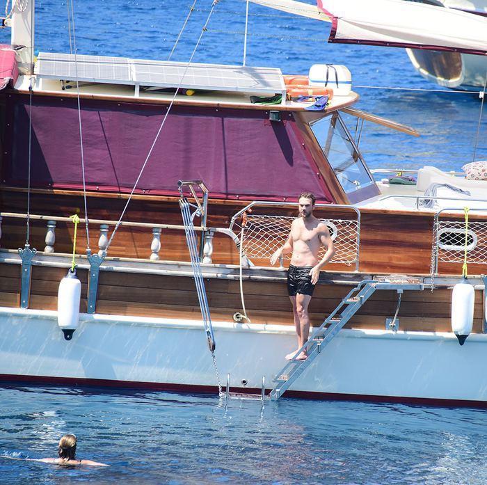 Aras Bulut İynemli ile Bige Önal serin sularda