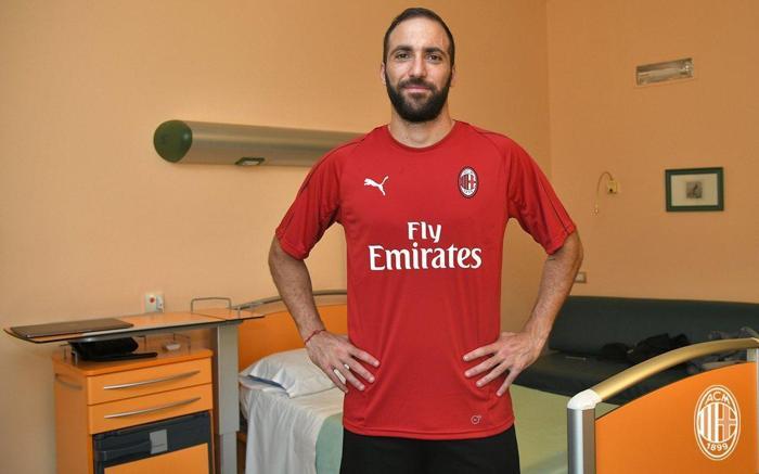 Gonzalo Higuain Milanda Andre Silva ise Galatasaraya...