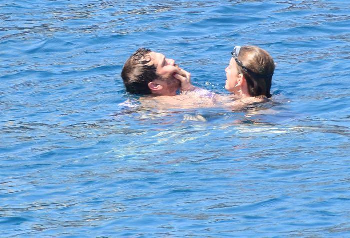 Aras Bulut İynemli ile Bige Önal serin sularda
