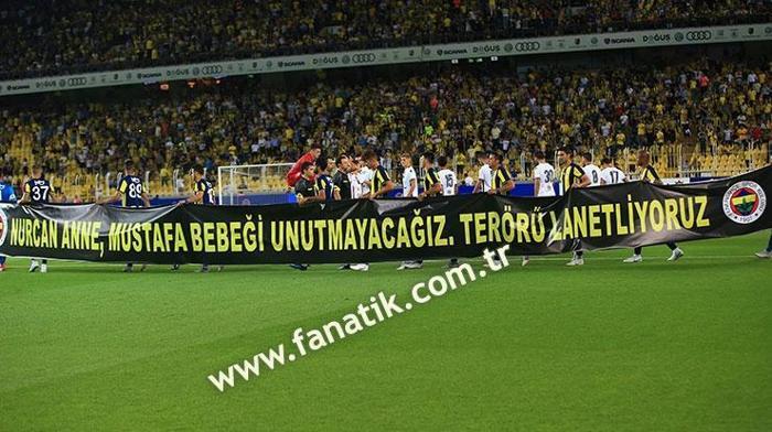 Fenerbahçe-Cagliari maçından kareler
