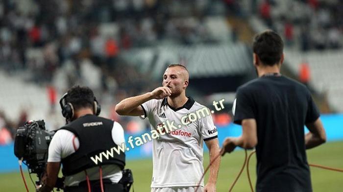 Beşiktaş-B36 Torshavn maçına damga vuran an