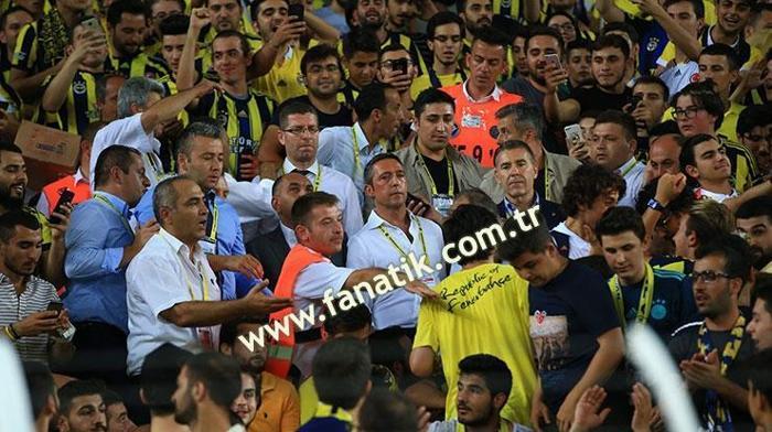 Fenerbahçe-Cagliari maçından kareler