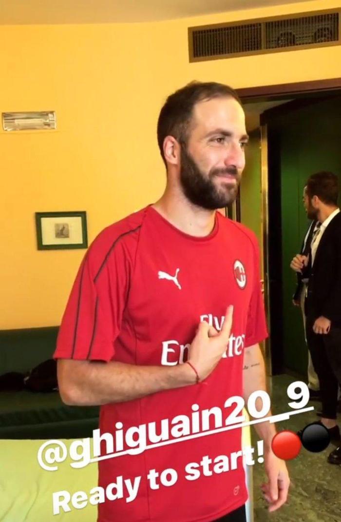 Gonzalo Higuain Milanda Andre Silva ise Galatasaraya...