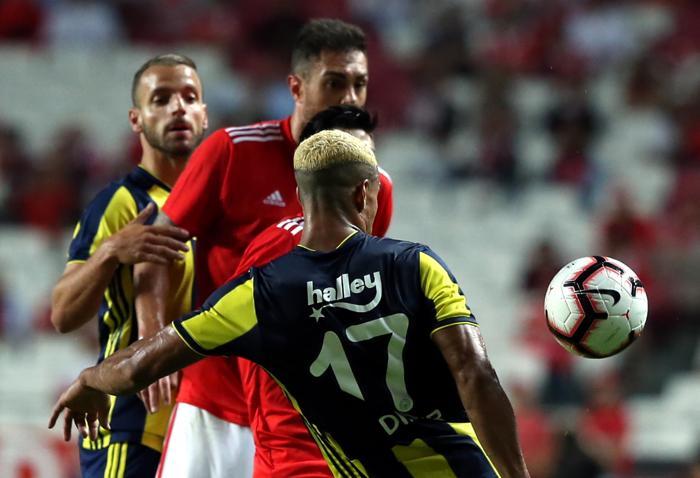 Fanatik yazarlarının Benfica - Fenerbahçe maçı yorumları