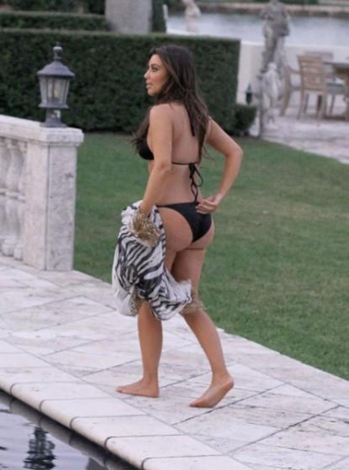Kim Kardashian: Donald Trump aradığında çıplaktım