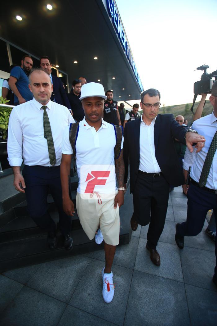 İşte Andre Ayewden ilk fotoğraflar