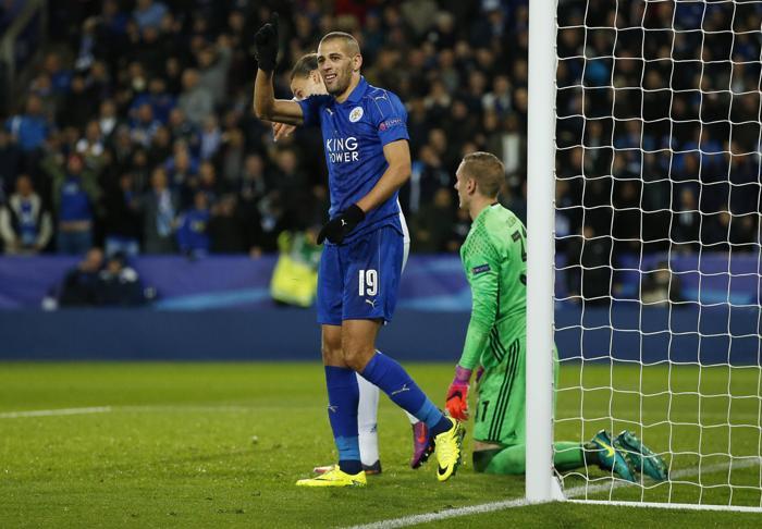 Fenerbahçeden bir bomba daha: Islam Slimani