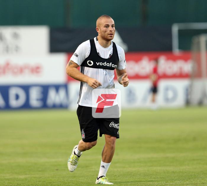 Gökhan Töre: 3 milyon Euro (Kiralık) - West Ham United